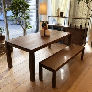 ACTUS_REN_diningtable